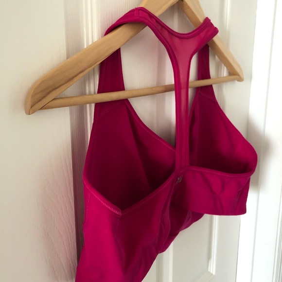 Victoria’s Secret Sport Bra Size Large - Picture 4 of 5